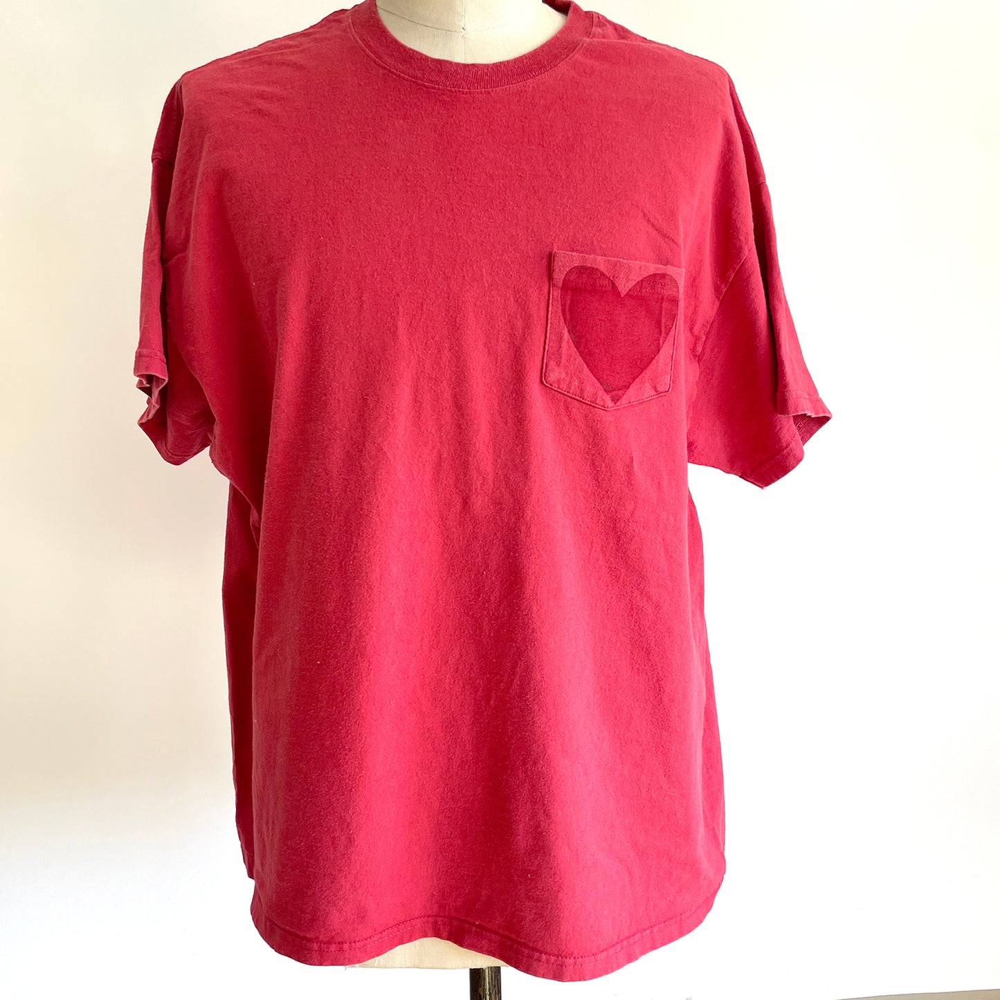 Vintage Happy Heart Dark Red Pocket Tee