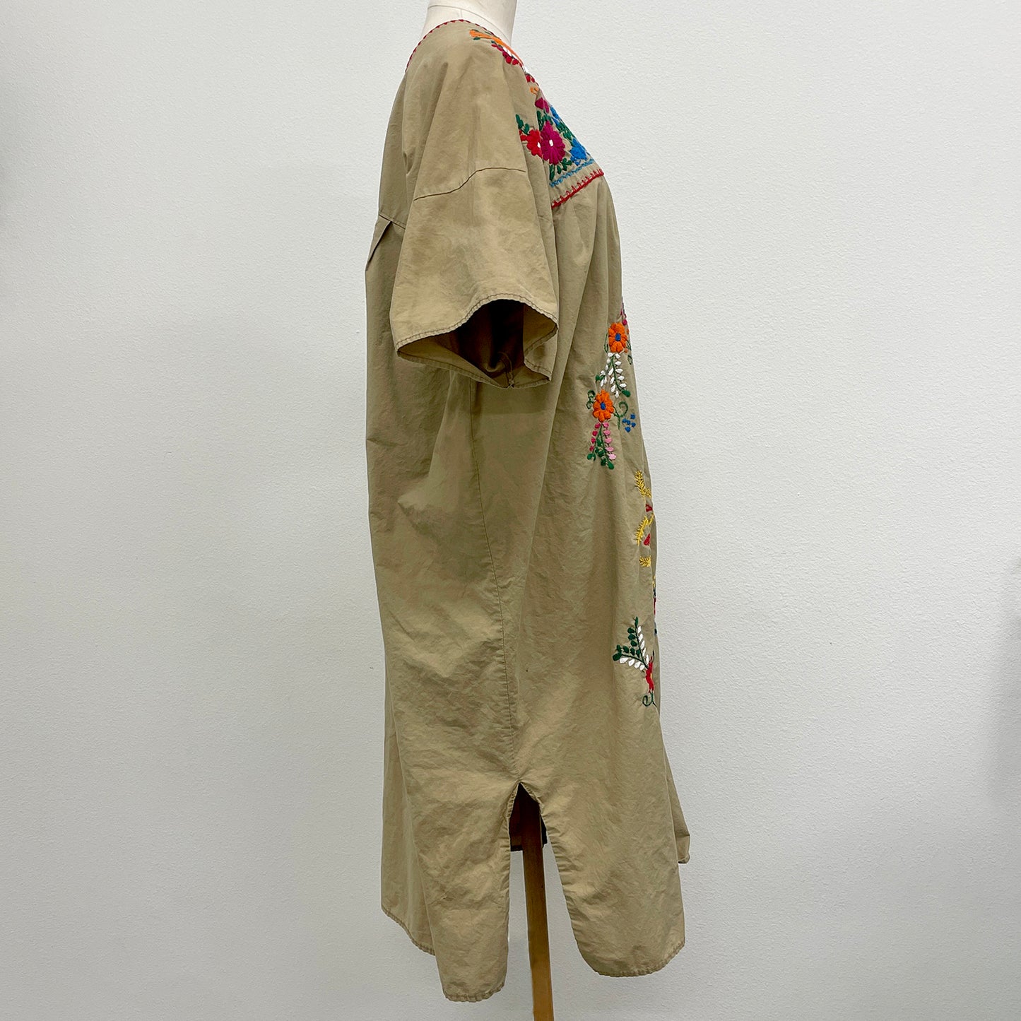 Vintage embroidered Caftan dress