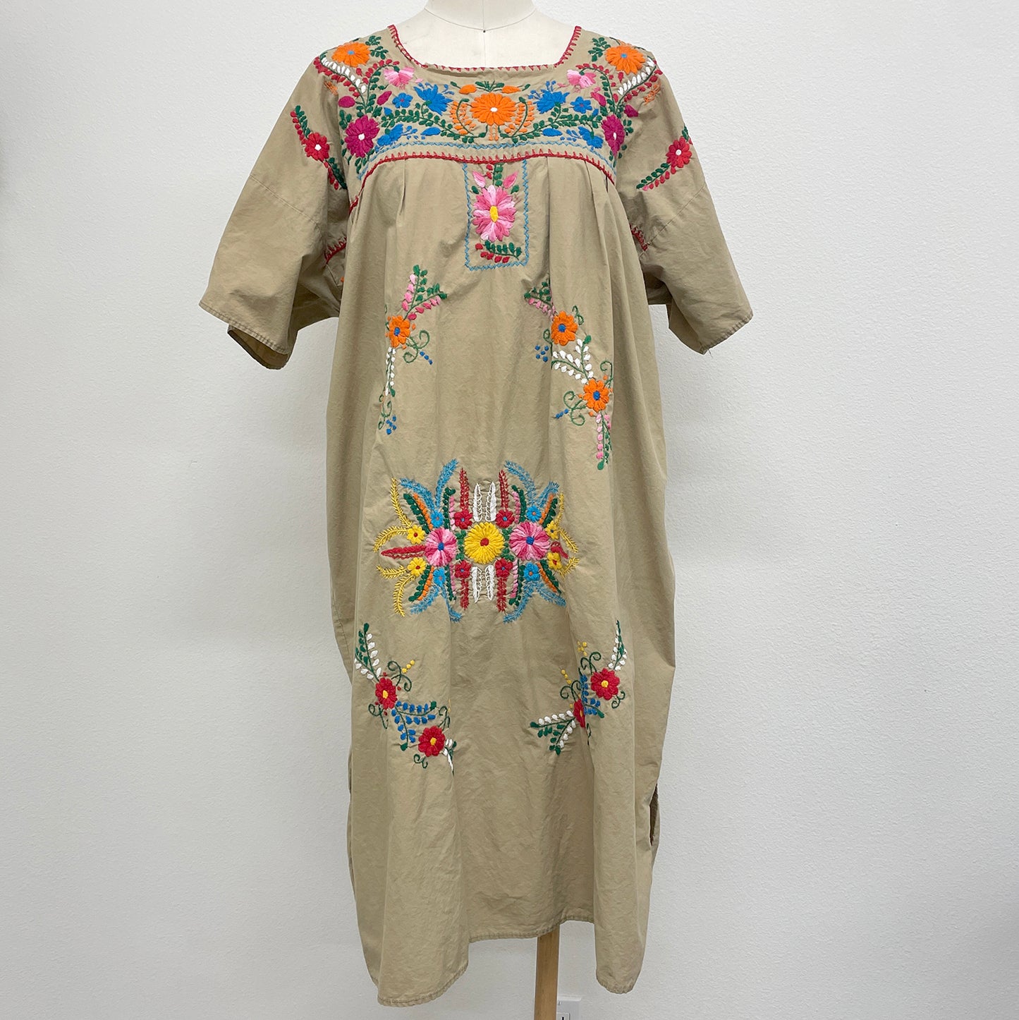 Vintage embroidered Caftan dress