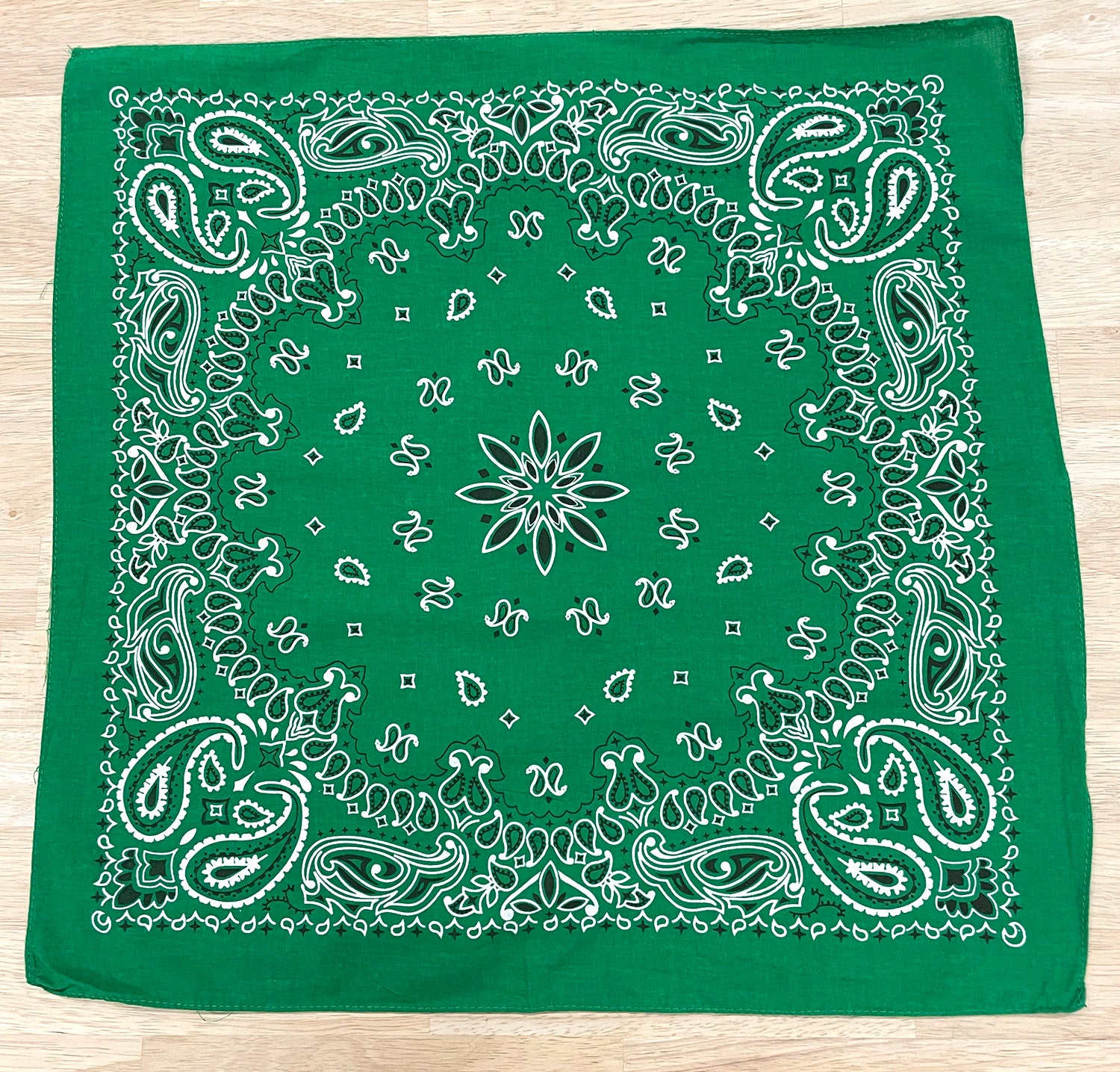 レア READYMADE VINTAGE BANDANA DOWN バンダナ 2 Vintage Bandanas – Crawford Denim